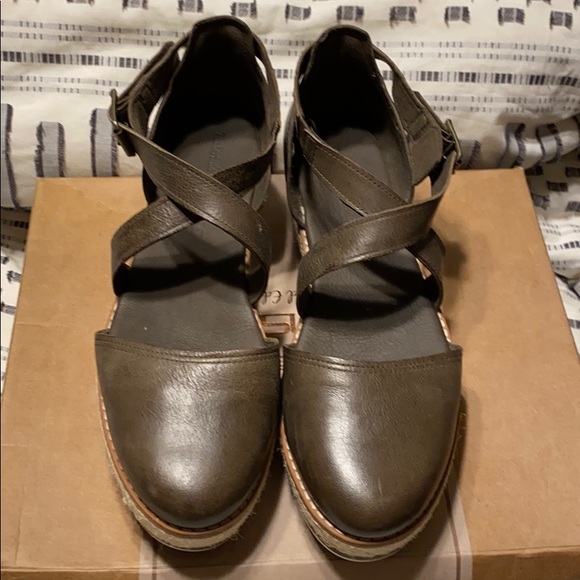 Timberland Platforms - Picture 2 of 7